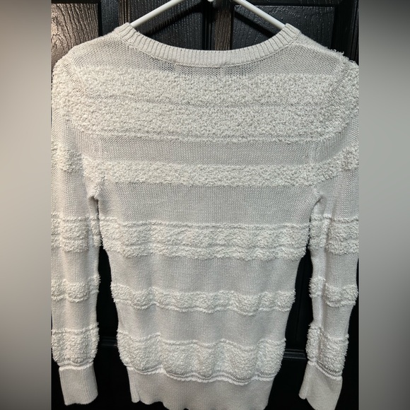 LOFT Women's Cream Textured Crew Neck Sweater - Picture 2 of 3
